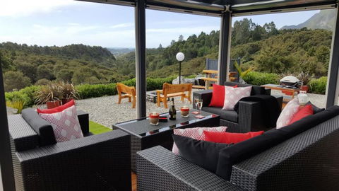 Rocky Ridge Cottage - Accommodation New Zealand 25