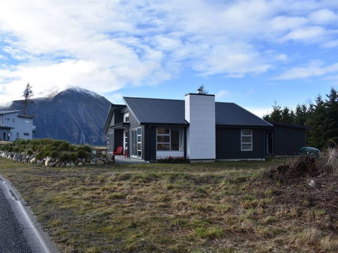 Twizel Holiday Homes - Accommodation New Zealand 6