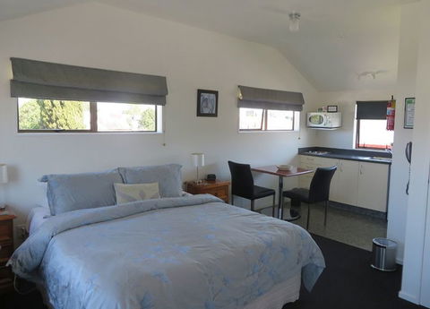 Colonial Motel - Accommodation New Zealand 2
