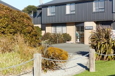 Admiral Court Motel & Apartments - Accommodation New Zealand 2