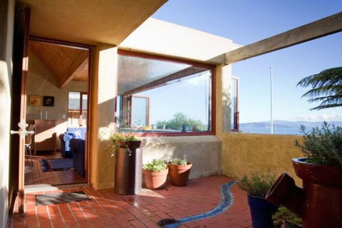 Eastbourne Escape - Accommodation New Zealand 1