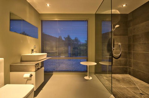 Modern Family - Accommodation New Zealand 5