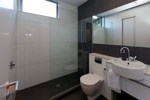 Chic In The City - Accommodation New Zealand 5