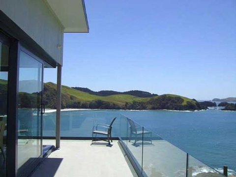 Richard And Julie's House - Accommodation New Zealand 0
