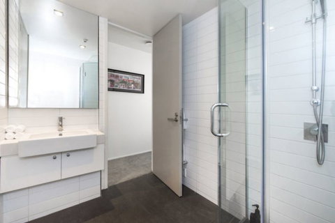 Brilliant Central Location - Accommodation New Zealand 6