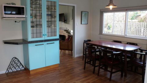 Black Bach - Tolaga Bay - Accommodation New Zealand 3