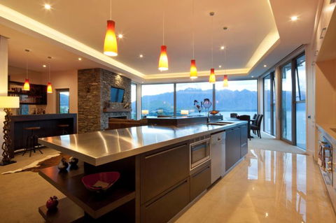 Aspen House - Accommodation New Zealand 3