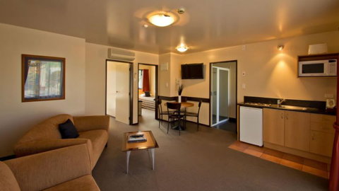 Broadway Motel - Accommodation New Zealand 5
