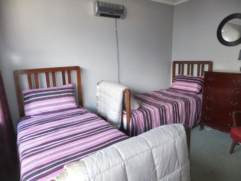 Charleston Apartment - Accommodation New Zealand 4