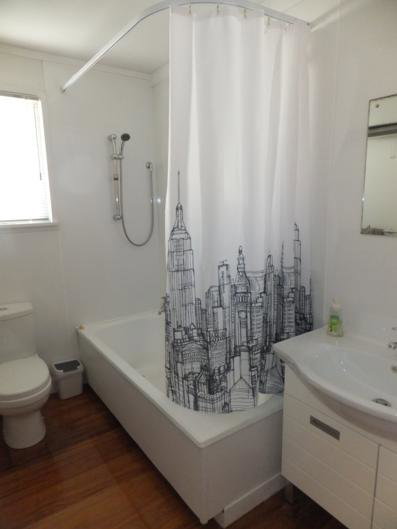 Charleston Apartment - Accommodation New Zealand 5