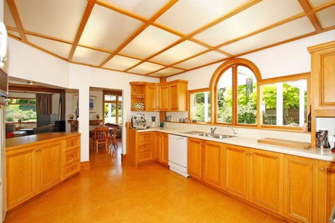 Kefalonia Luxury Retreat - Accommodation New Zealand 4