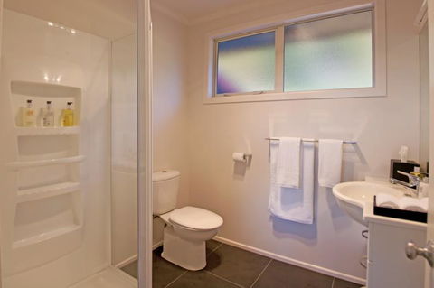 Rocky Ridge Cottage - Accommodation New Zealand 23