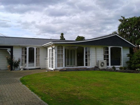 Te Anau Holiday Houses - Accommodation New Zealand 3