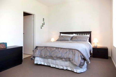 Watermark Harbourside Villa - Accommodation New Zealand 4