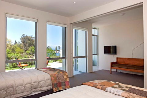 Watermark Harbourside Villa - Accommodation New Zealand 5