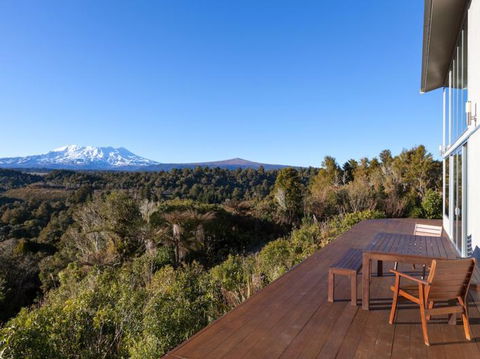 Triple Peaks Eco Lodge - Accommodation New Zealand 0