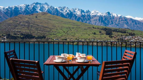 Views On Tussock  - Accommodation New Zealand 1