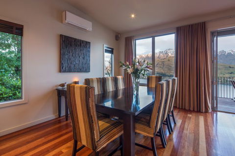 Views On Tussock  - Accommodation New Zealand 4