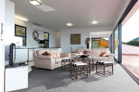 Treetops - Accommodation New Zealand 1