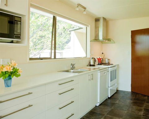 Remarkable Views - Accommodation New Zealand 5