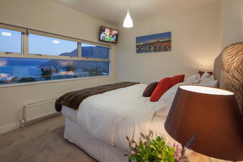 Mountain Vista  - Accommodation New Zealand 9