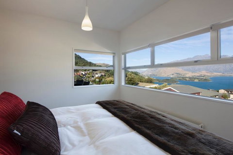 Mountain Vista  - Accommodation New Zealand 11