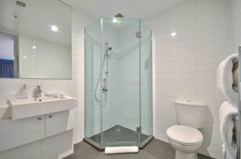 Wakatipu Central - Accommodation New Zealand 7