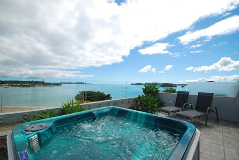 Blue Pacific Quality Apartments - Accommodation New Zealand 5