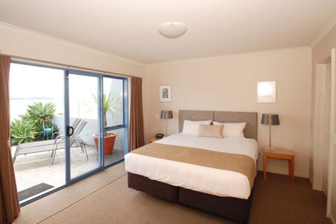 Blue Pacific Quality Apartments - Accommodation New Zealand 8