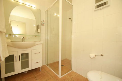 Blue Pacific Quality Apartments - Accommodation New Zealand 9