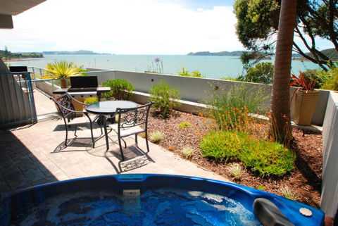 Blue Pacific Quality Apartments - Accommodation New Zealand 13