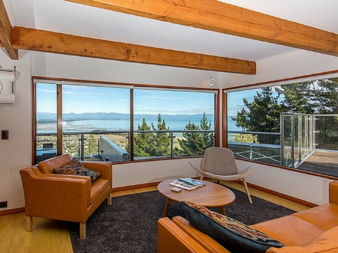 Eagles Nest Nelson - Nelson Holiday House - Accommodation New Zealand 4