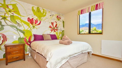 Sun Spa Ski On Hensman - Accommodation New Zealand 3