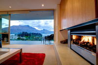 Luxury on the Lake