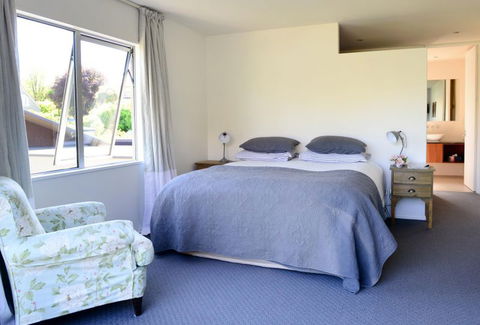 Lakeside Residence Wanaka - Accommodation New Zealand 3