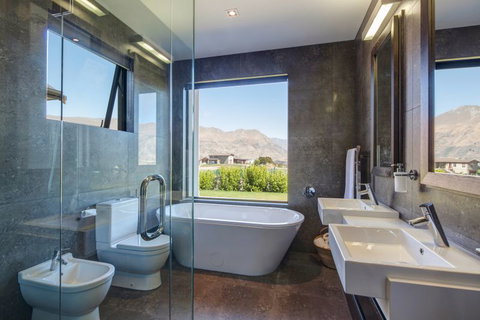 Release Wanaka - Infinity Drive - Accommodation New Zealand 8