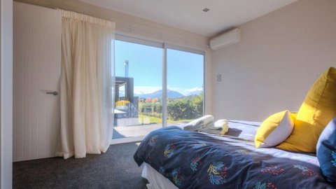 Release Wanaka - Brownston Street - Accommodation New Zealand 4