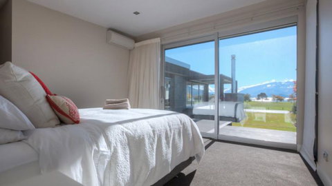 Release Wanaka - Brownston Street - Accommodation New Zealand 5