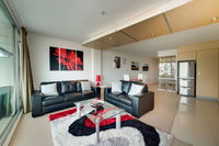 Tory St Apartment