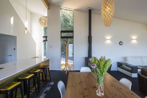 Remarkable Views - Accommodation New Zealand 4