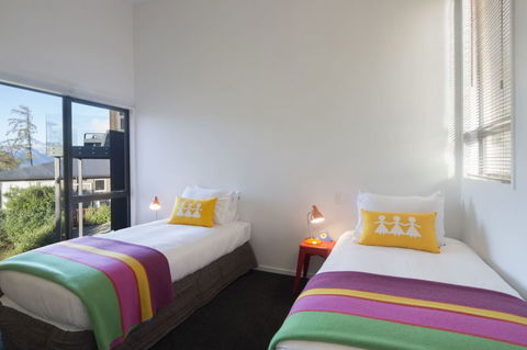 Remarkable Views - Accommodation New Zealand 7