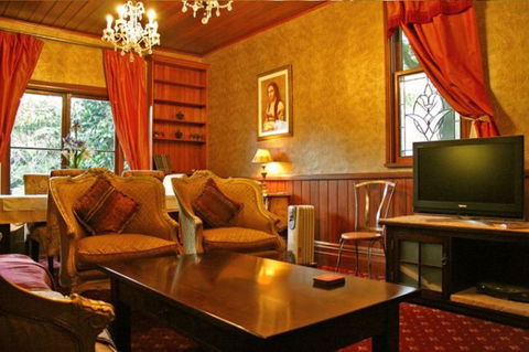 Historic Merivale - Accommodation New Zealand 1