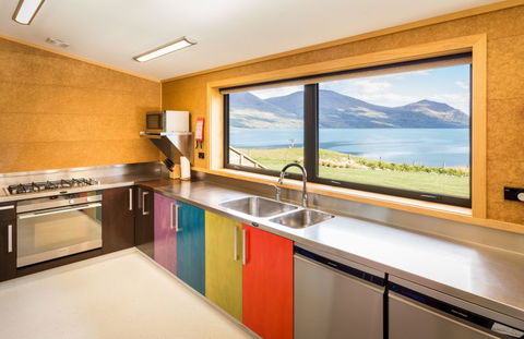 Lake Ohau Quarters - Accommodation New Zealand 6