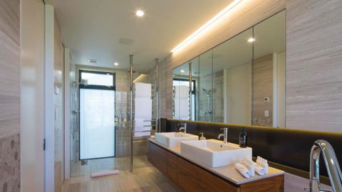 Sunrise Bay, Wanaka - Accommodation New Zealand 11