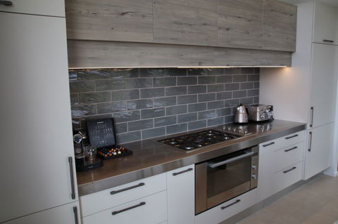 Sun Peaks Villa - Accommodation New Zealand 9