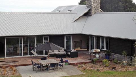 Fairbairn House - Holiday Home - Accommodation New Zealand 0
