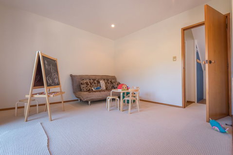 Retreat On The Ridge - Accommodation New Zealand 9