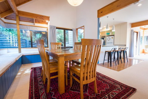 Retreat On The Ridge - Accommodation New Zealand 13