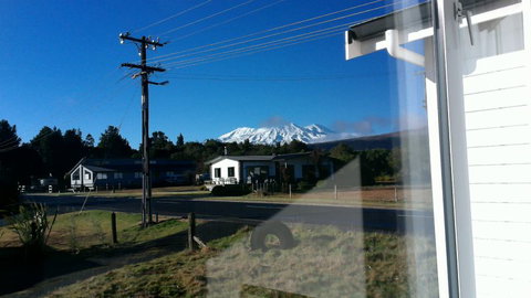 Donlouin Cottage - Accommodation New Zealand 0