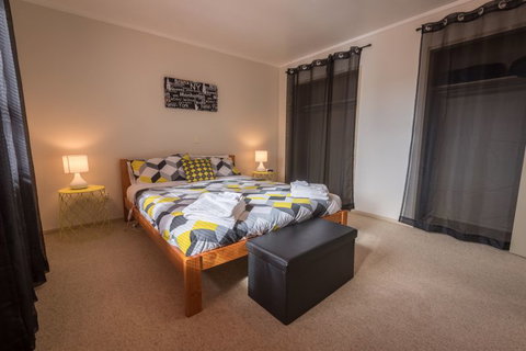 Number 9 Retreat - Accommodation New Zealand 6